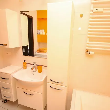 Jagiellonska - Apartament Pomaranczowy Oraz Zielony * Kolobrzeg