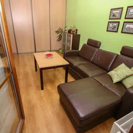 Jagiellonska - Apartament Pomaranczowy Oraz Zielony