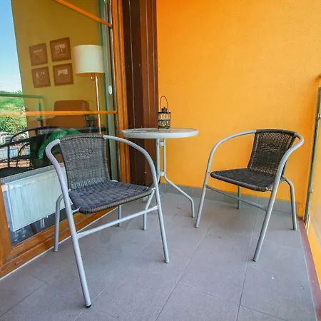 Apartment Jagiellonska - Apartament Pomaranczowy Oraz Zielony